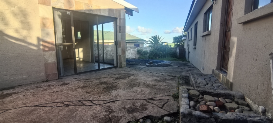 3 Bedroom Property for Sale in Dana Bay Western Cape